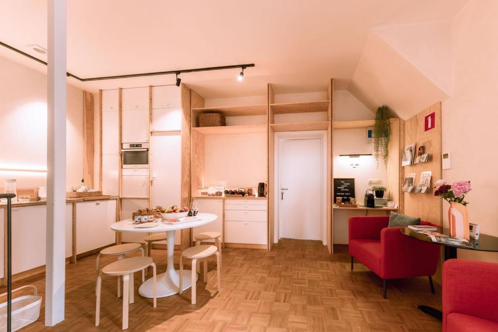 Violet Suites Ghent Exterior photo